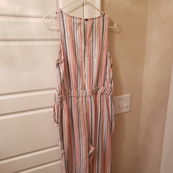 Host pick🥳 5.19.2021 New Directions jumpsuit - Picture 3 of 8